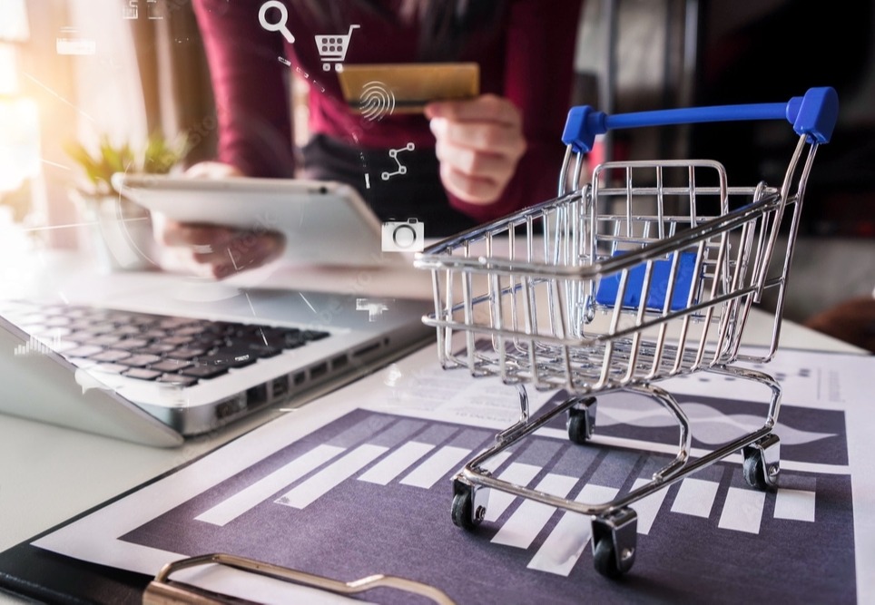 1000_F_267355211_kVkdM6C4cvOwzgsUgucYitM3FICLhhlI-transformed-1